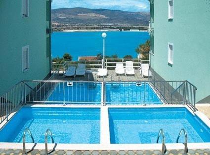 Apartments Villa Bayview Trogir Exterior foto