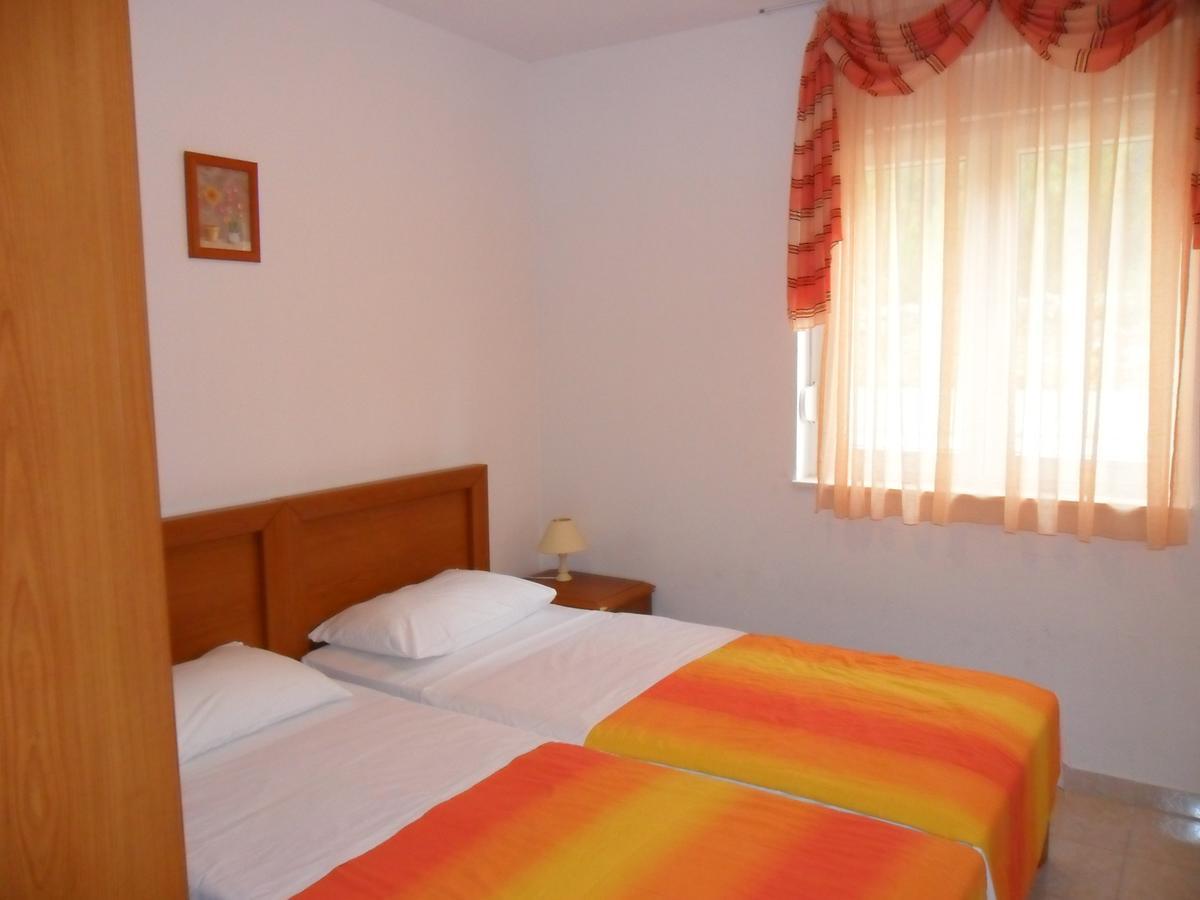 Apartments Villa Bayview Trogir Exterior foto